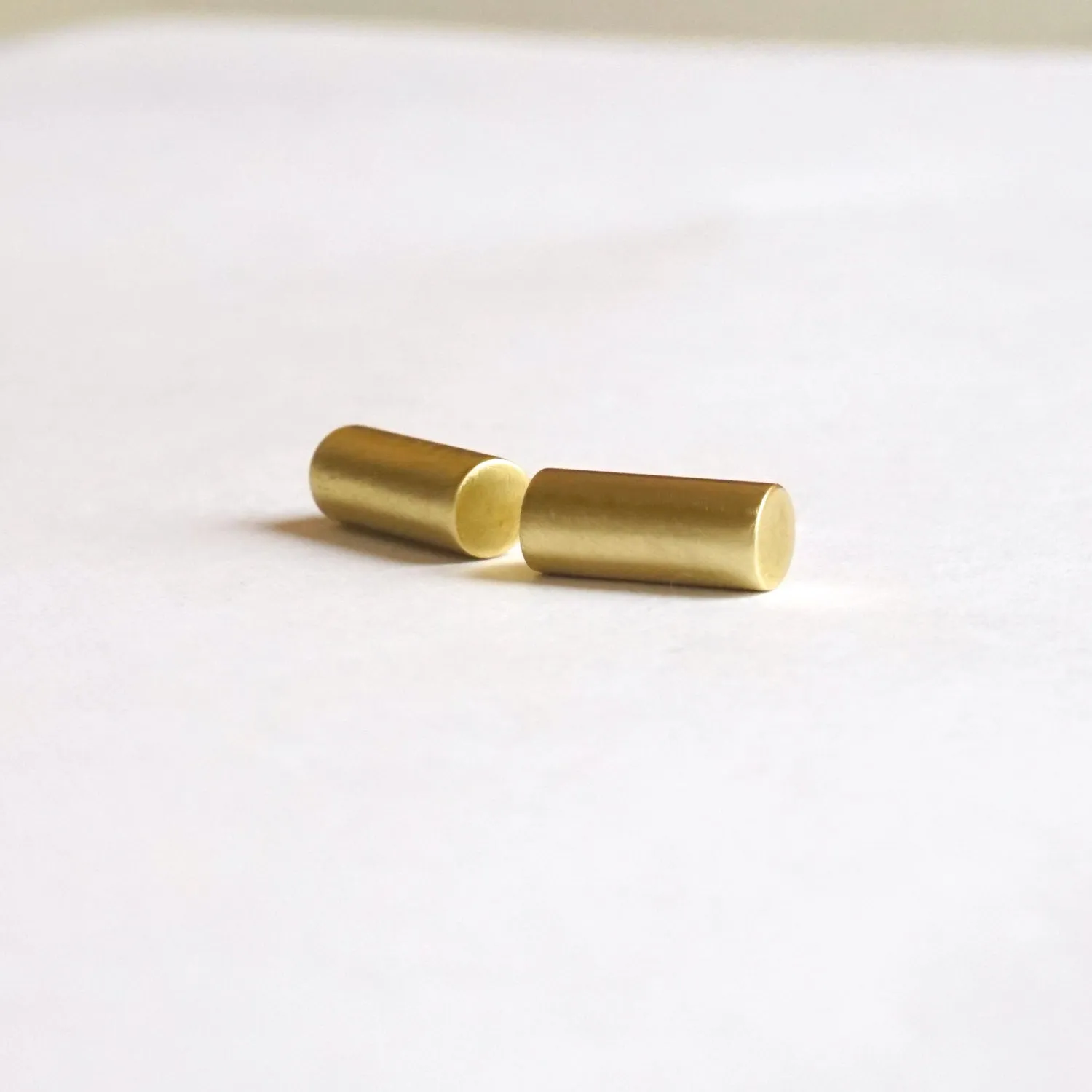 11mm Barrel Earrings: Minimalist Style for Everyday Wear 0163
