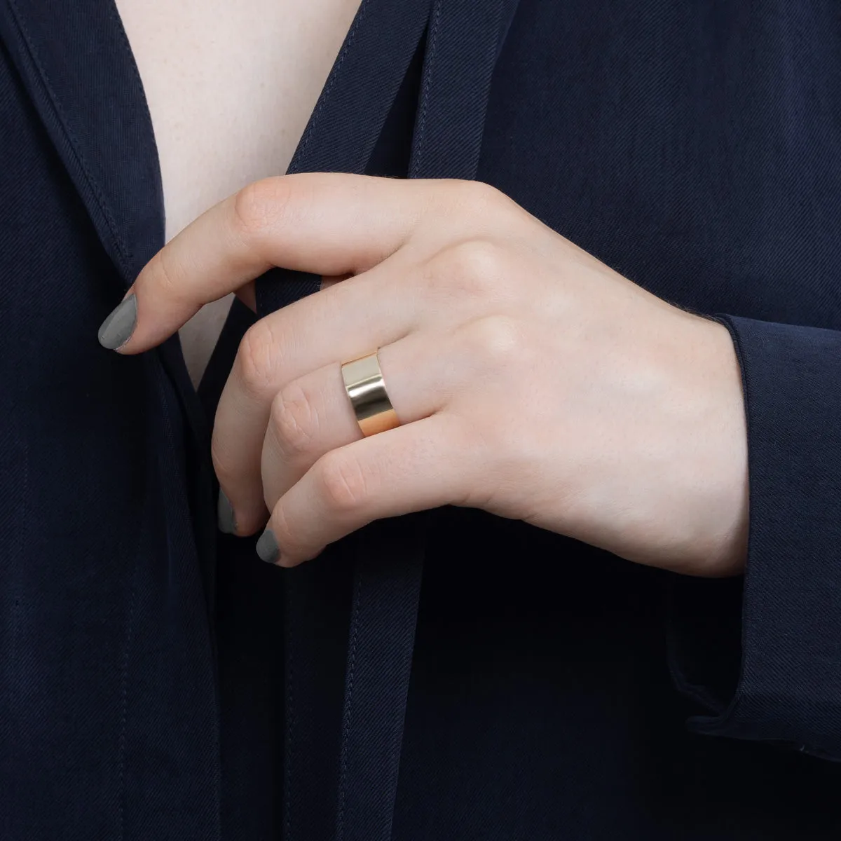 18K ALL ABOUT BASICS Flat Wide Band Ring