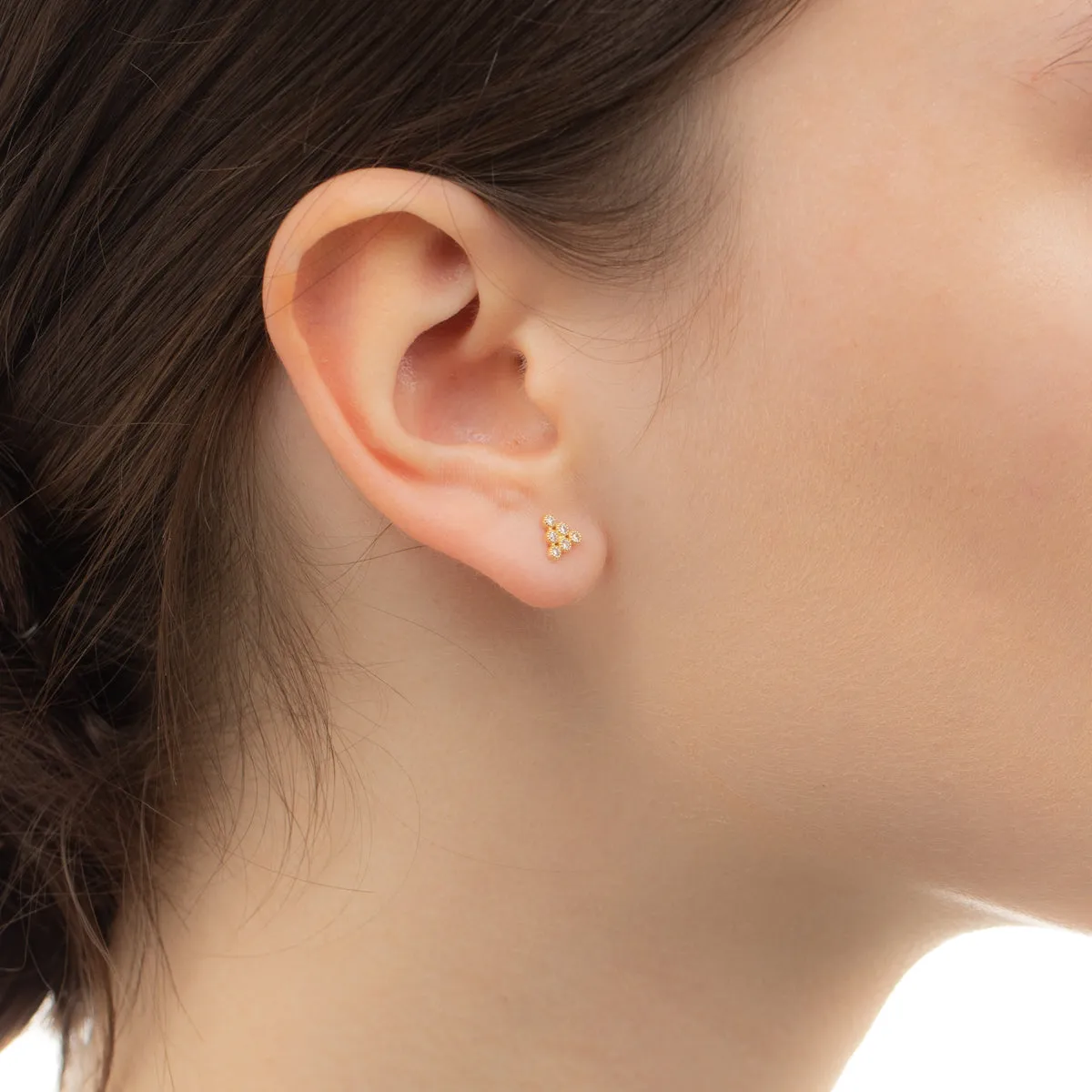 18K ALL ABOUT BASICS  Pyramid Diamond Earring Medium size