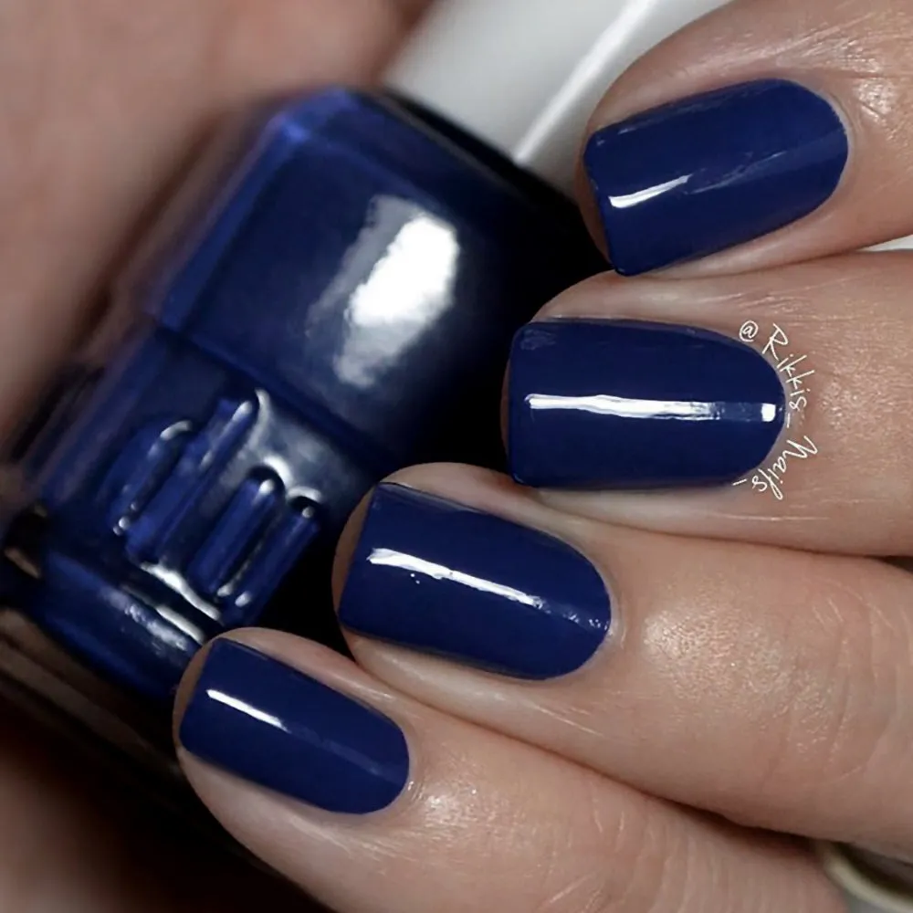 690 Blue Cake