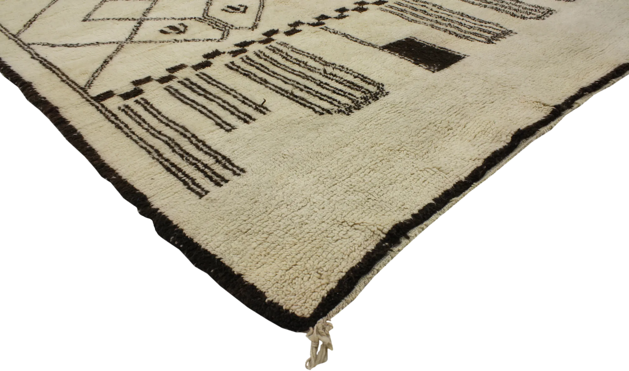 6'9" x 13'9" Moroccan Rug