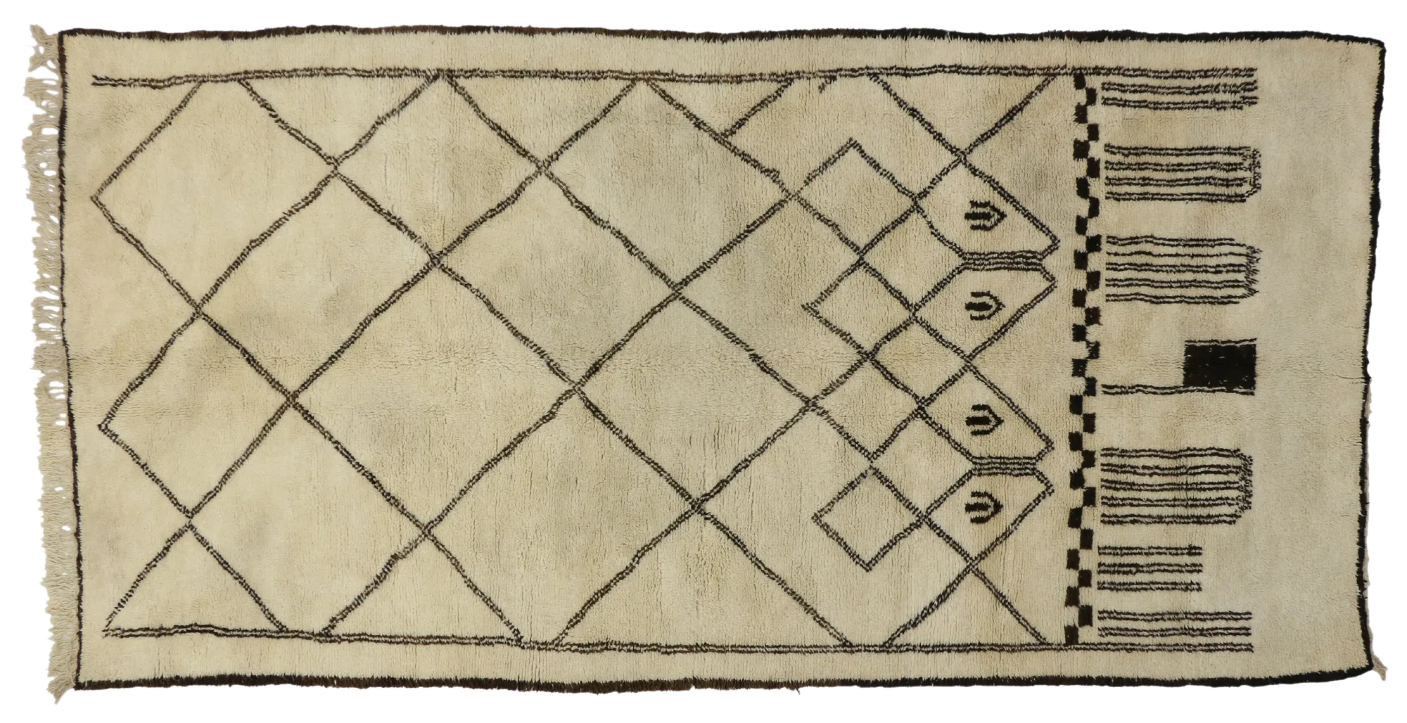 6'9" x 13'9" Moroccan Rug