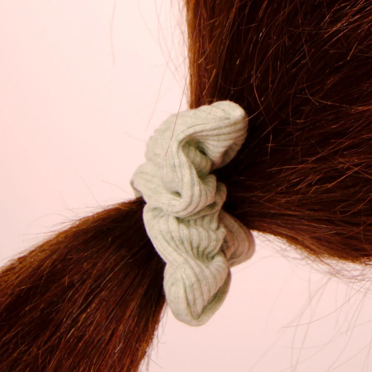 Amelia Beauty, Medium Pastel Green Ribbed Scrunchies, 2.5in Diameter, Gentle on Hair, Strong Hold, No Snag, No Dents or Creases. 10 Pack