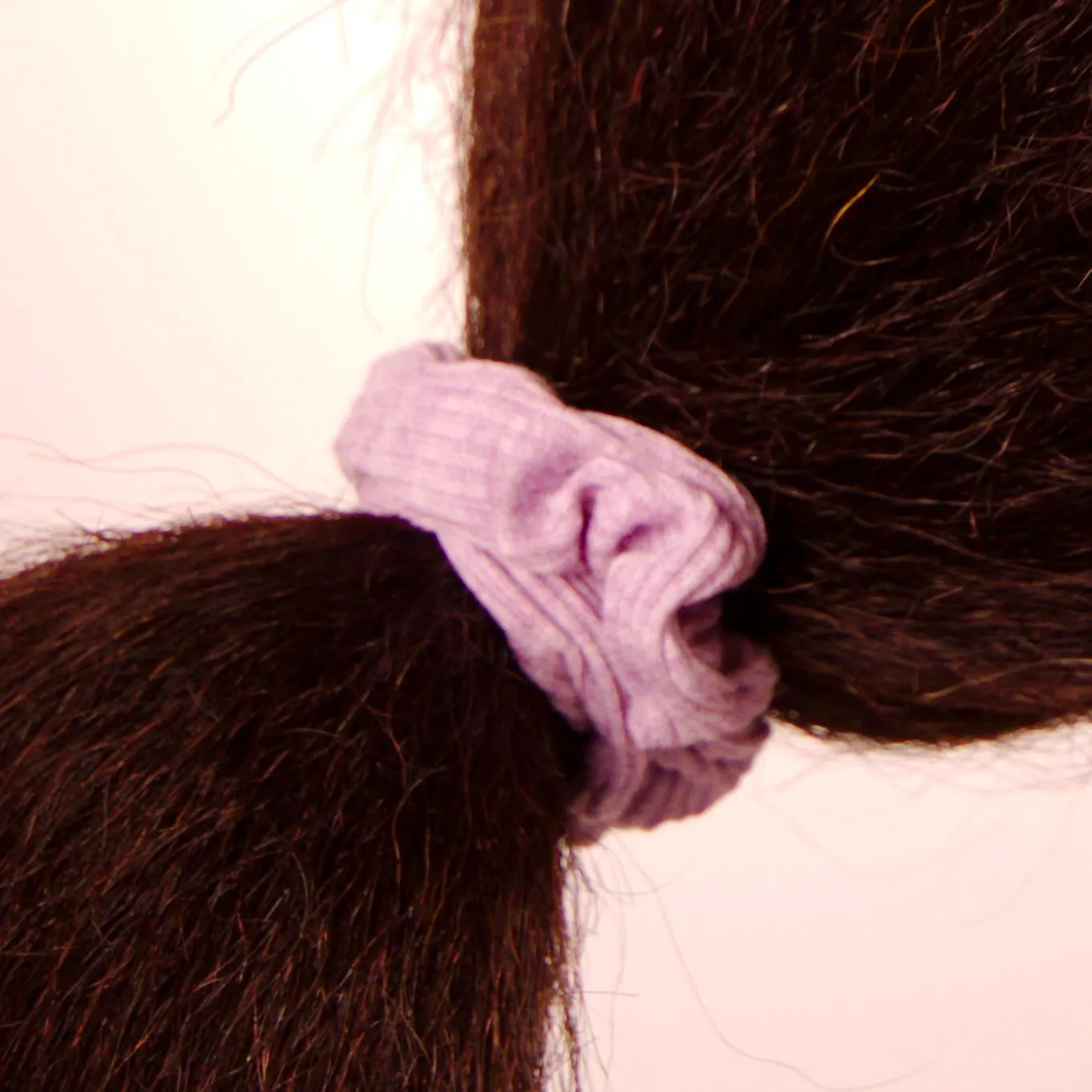 Amelia Beauty, Medium Pastel Purple Ribbed Scrunchies, 2.5in Diameter, Gentle on Hair, Strong Hold, No Snag, No Dents or Creases. 10 Pack