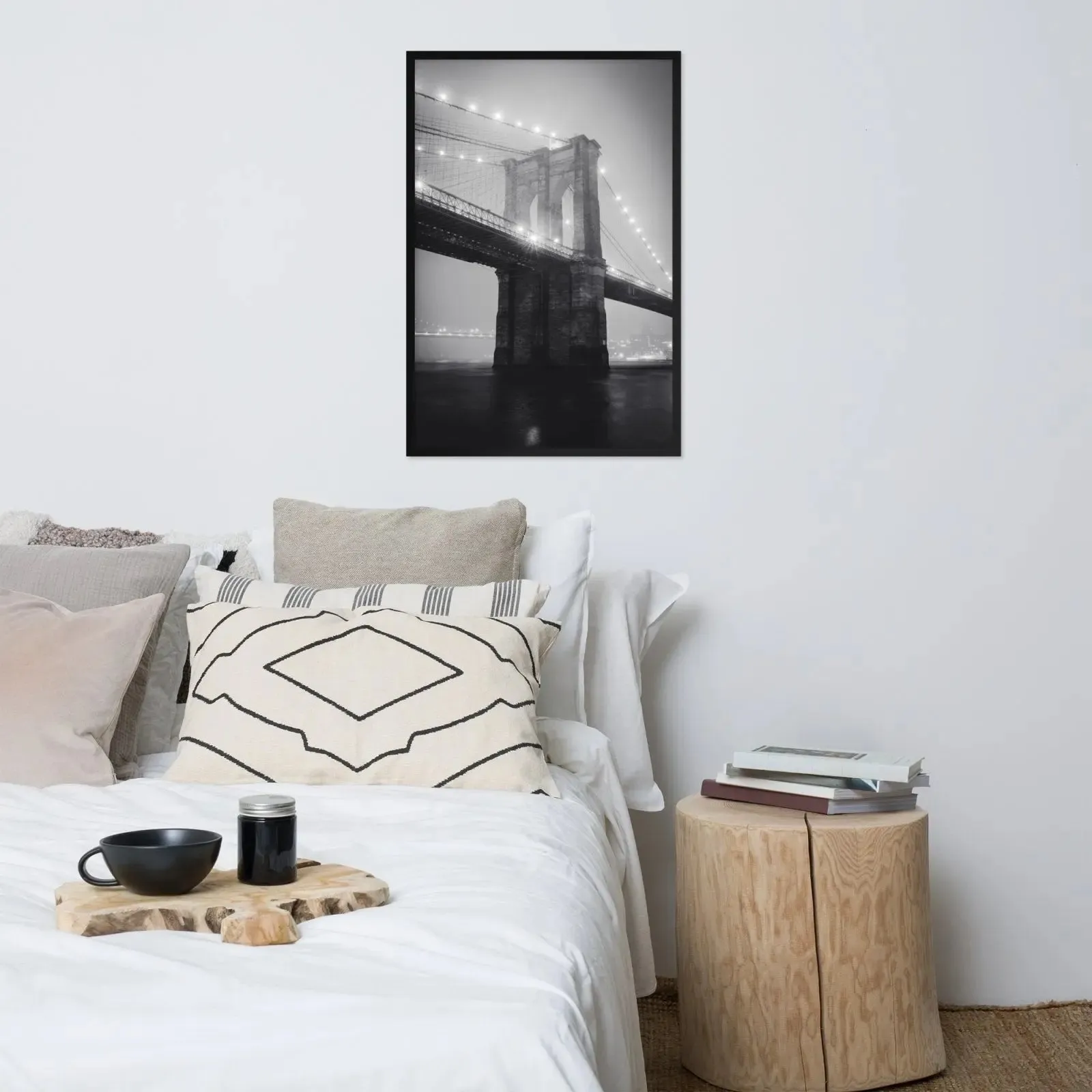 Black and White New York Framed Poster – Urban Elegance in Timeless Monochrome
