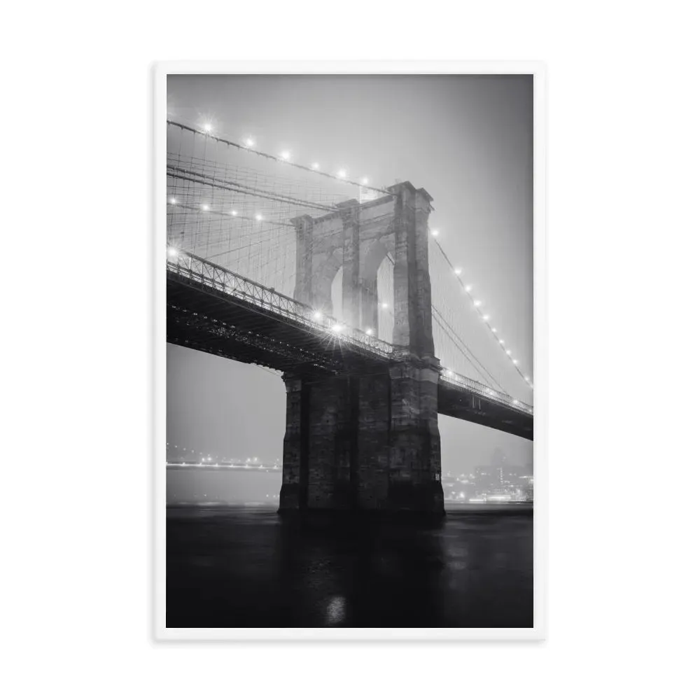 Black and White New York Framed Poster – Urban Elegance in Timeless Monochrome