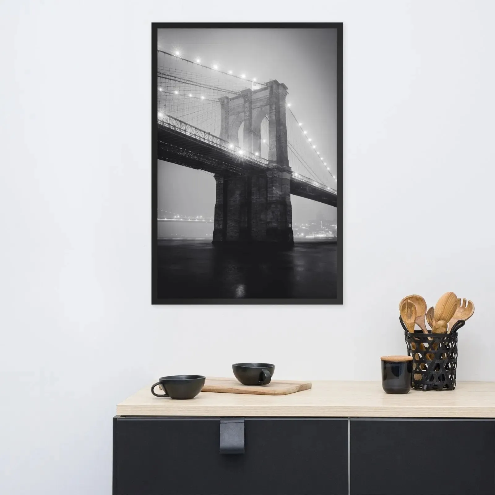 Black and White New York Framed Poster – Urban Elegance in Timeless Monochrome