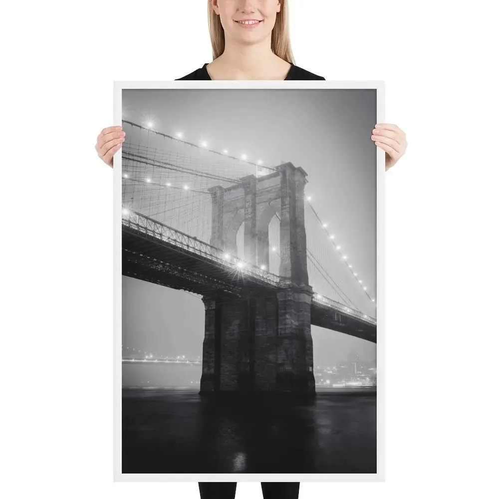 Black and White New York Framed Poster – Urban Elegance in Timeless Monochrome