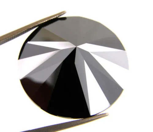 Black Diamond Solitaire.6.20 Cts.Round Brilliant Cut 11mm Earth mined