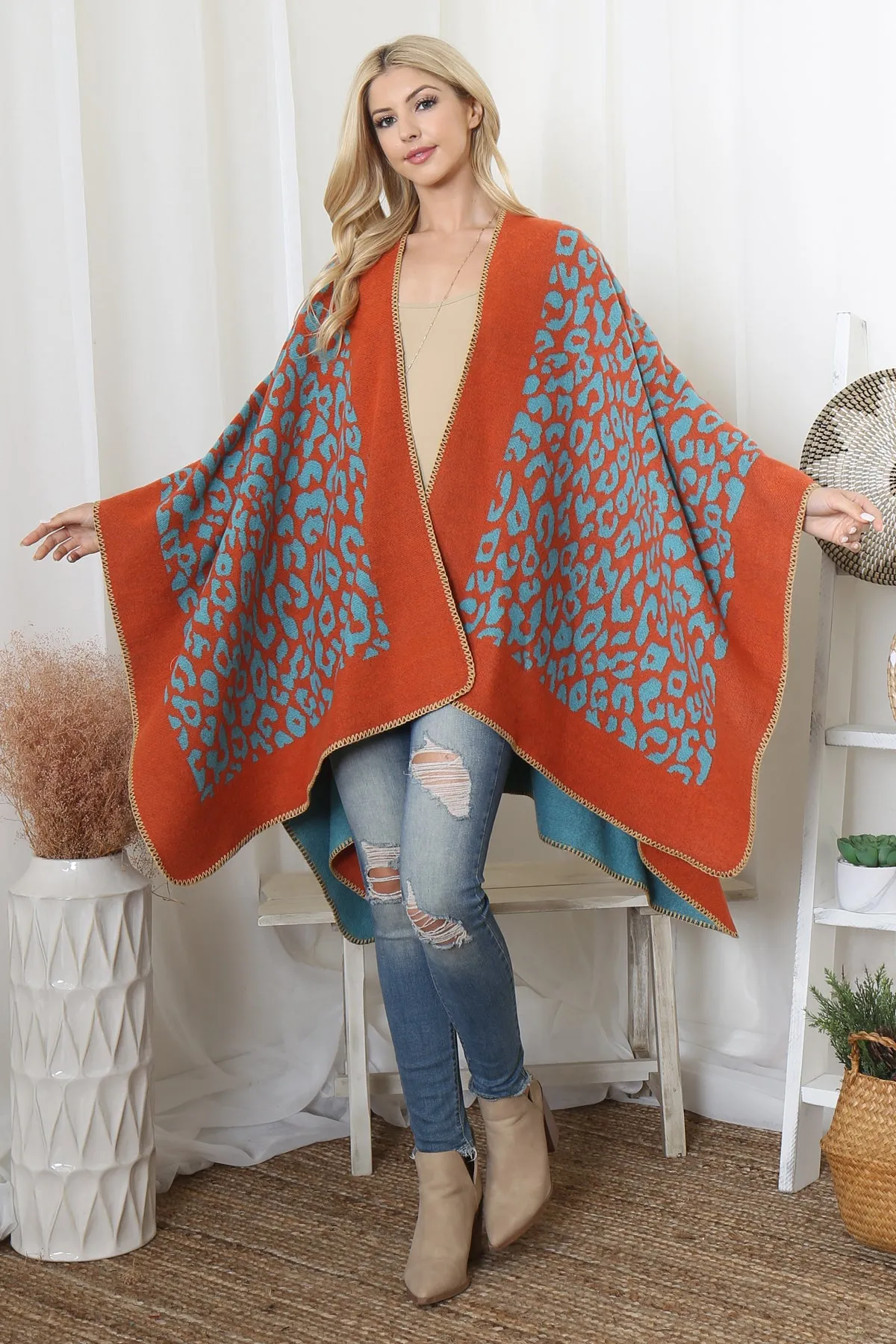 BORDER LINE LEOPARD PRINT WARMER OPEN FRONT KIMONO