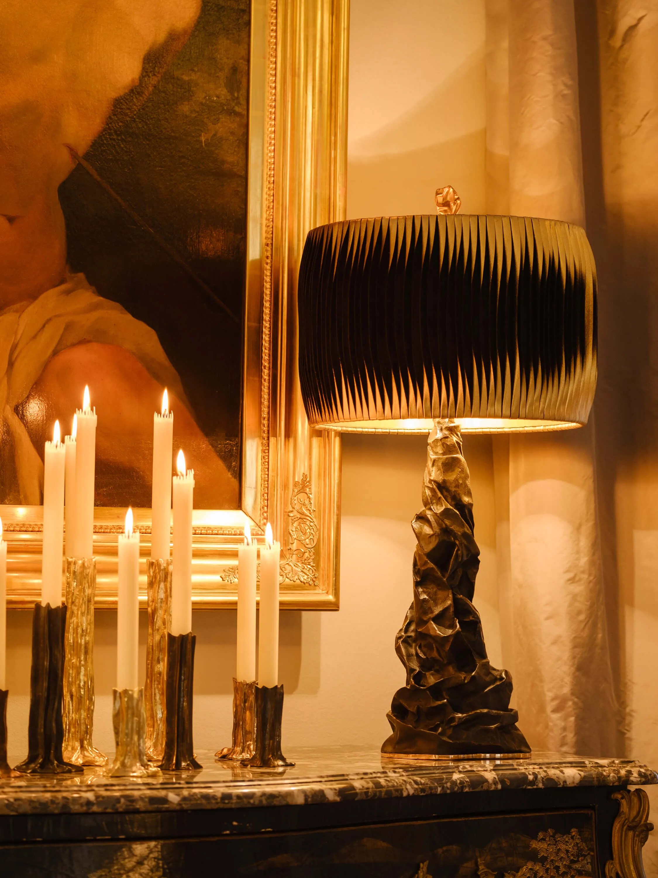 Charta Nero Table Lamp (limited edition)