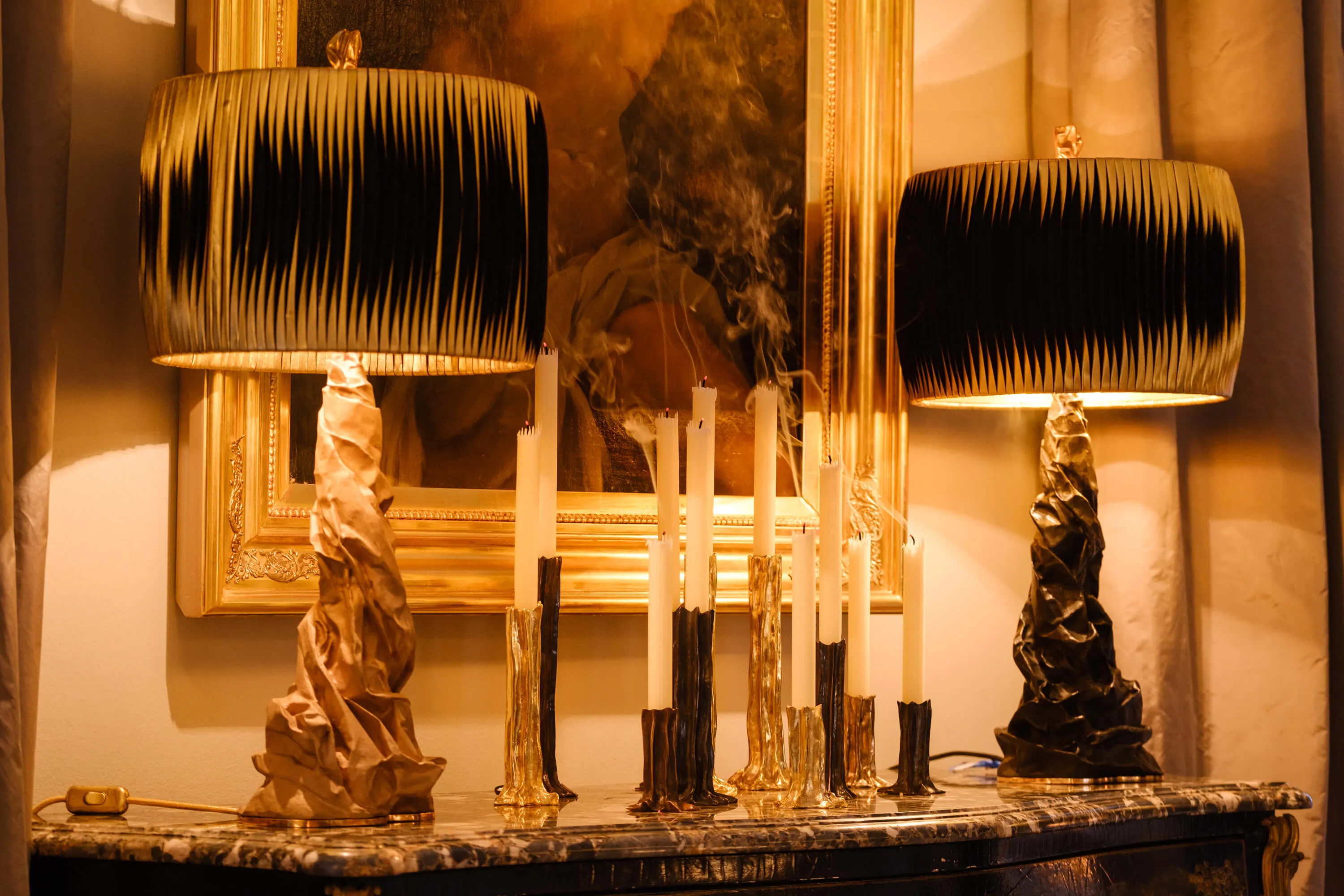 Charta Nero Table Lamp (limited edition)