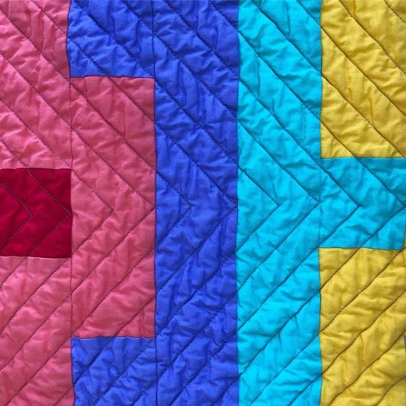 Echoes Quilt Pattern by Dora Cary