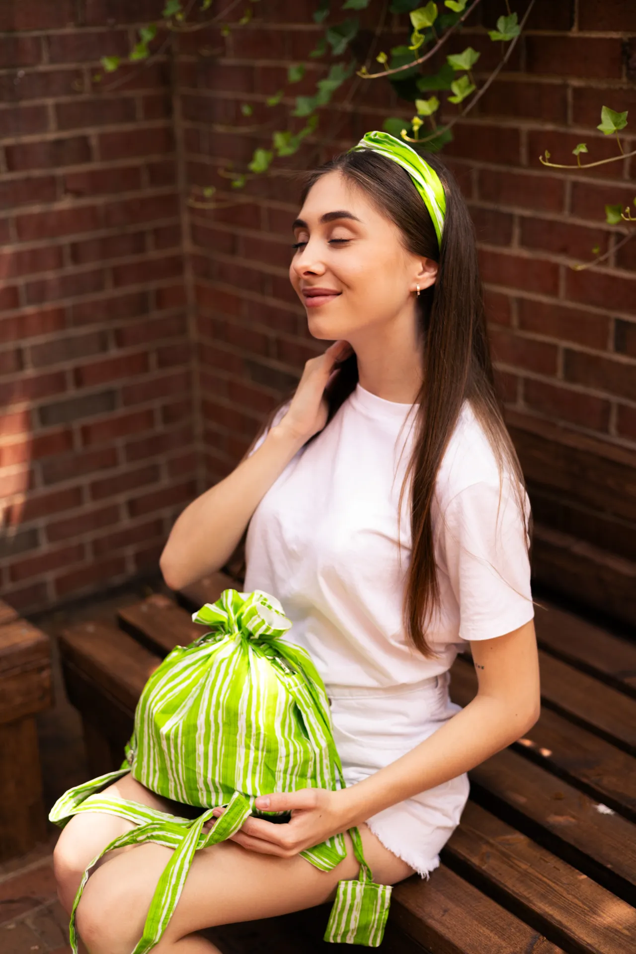 Emerald Bucket Bag