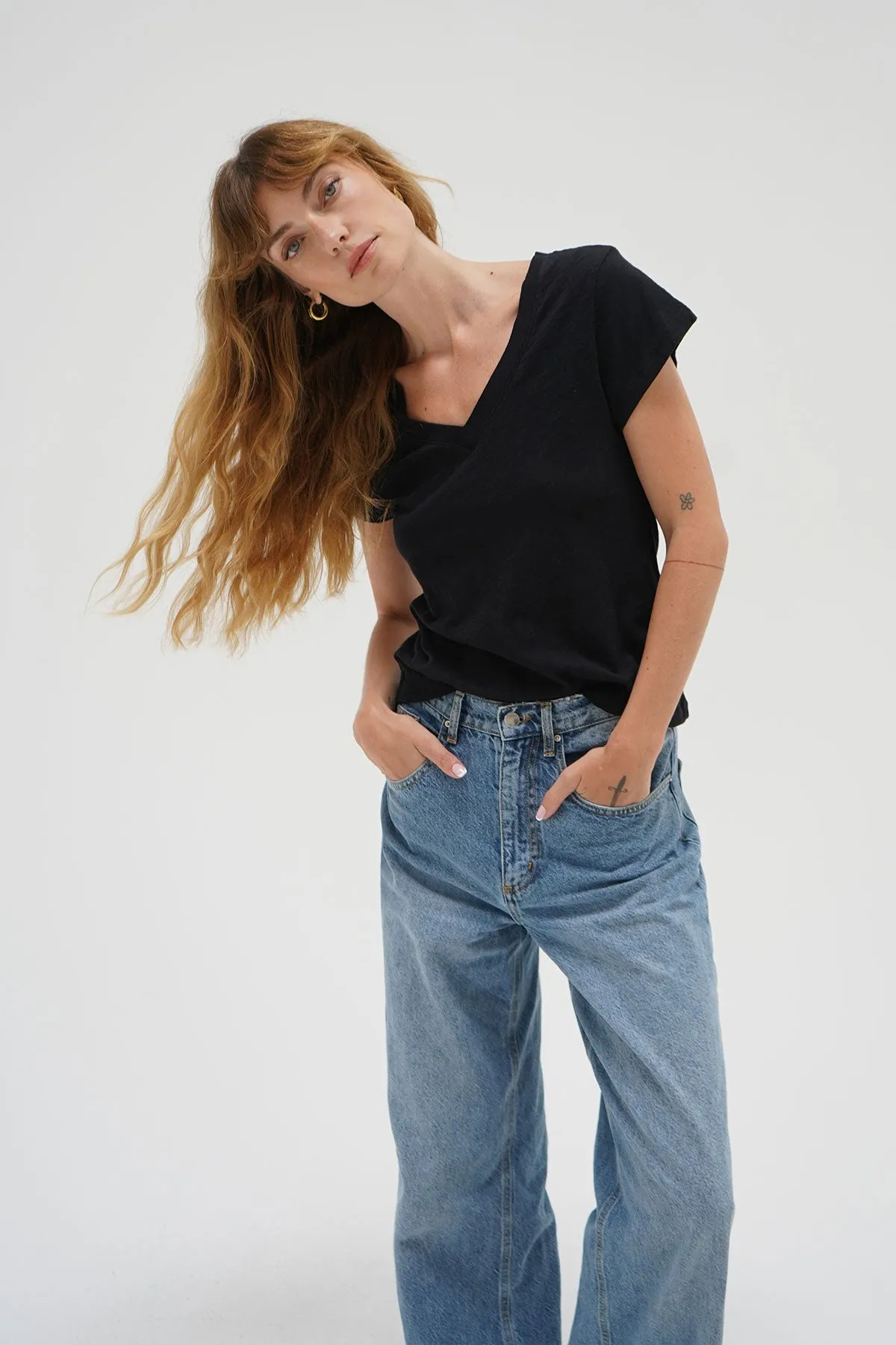 Fitted Deep V Cotton Tee - Black