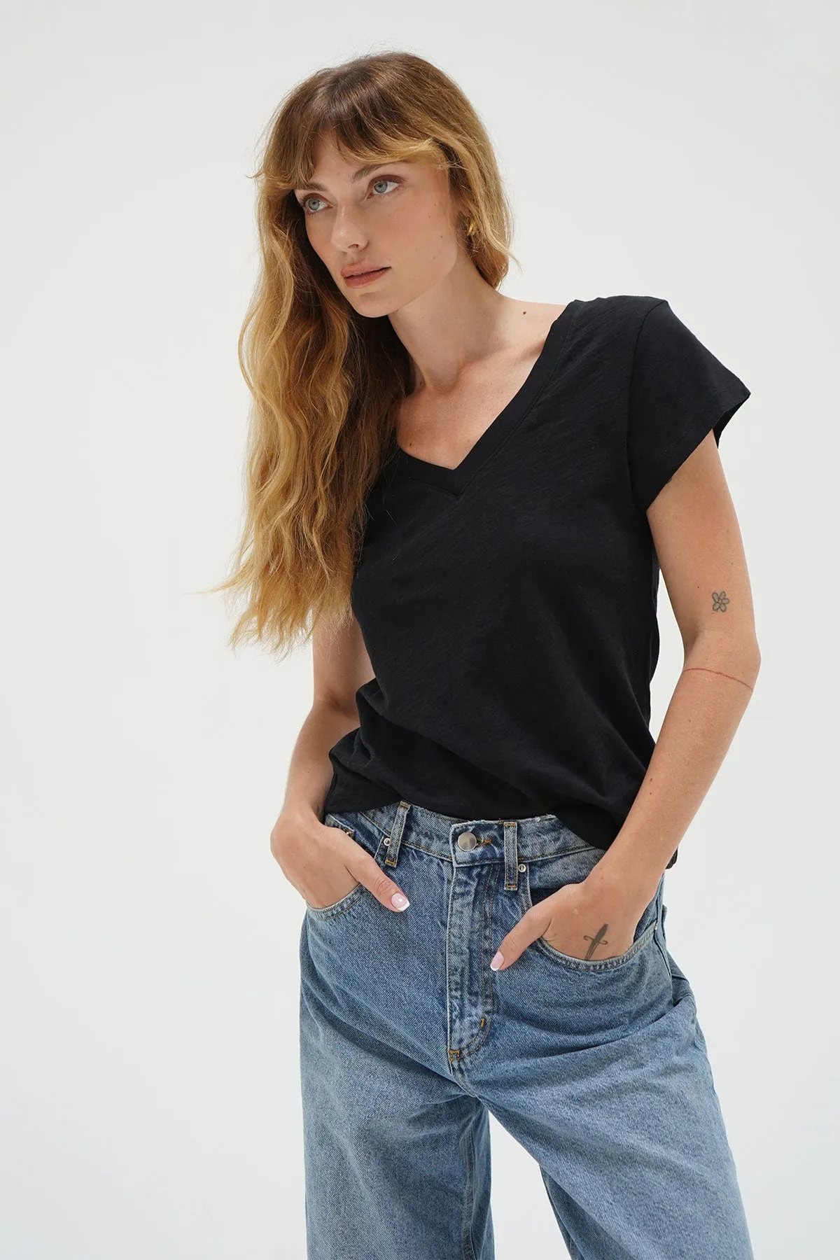 Fitted Deep V Cotton Tee - Black