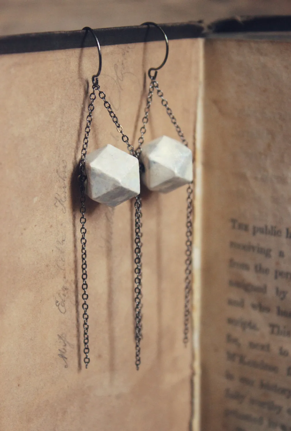 Gossamer. Vintage White Aurora Borealis Ceramic Bead & Gunmetal Earrings.