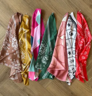 HAIR   NECK SCARVES // 7 STYLES