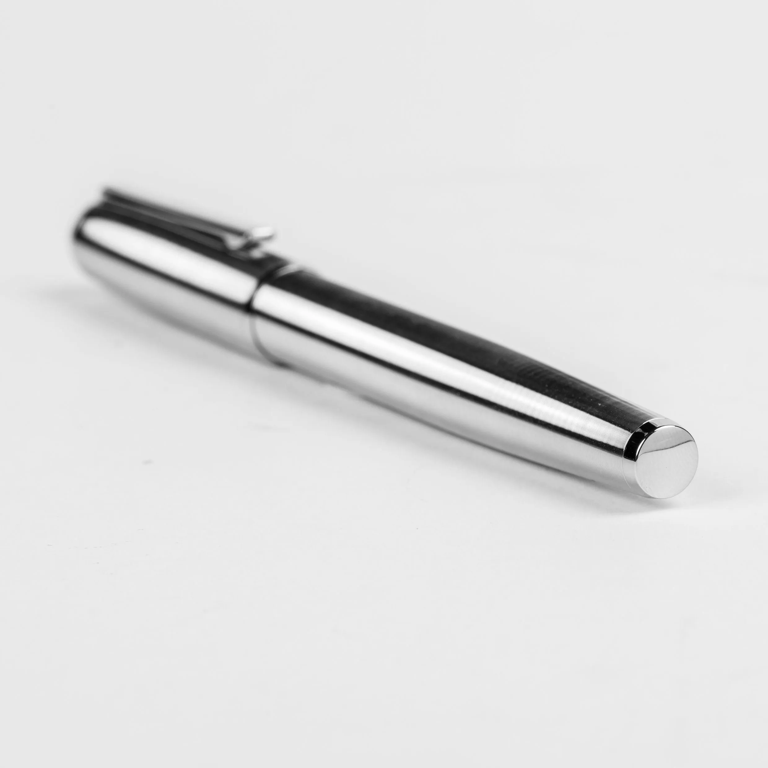 HUGO BOSS HSH2092B-Fountain pen Label Chrome
