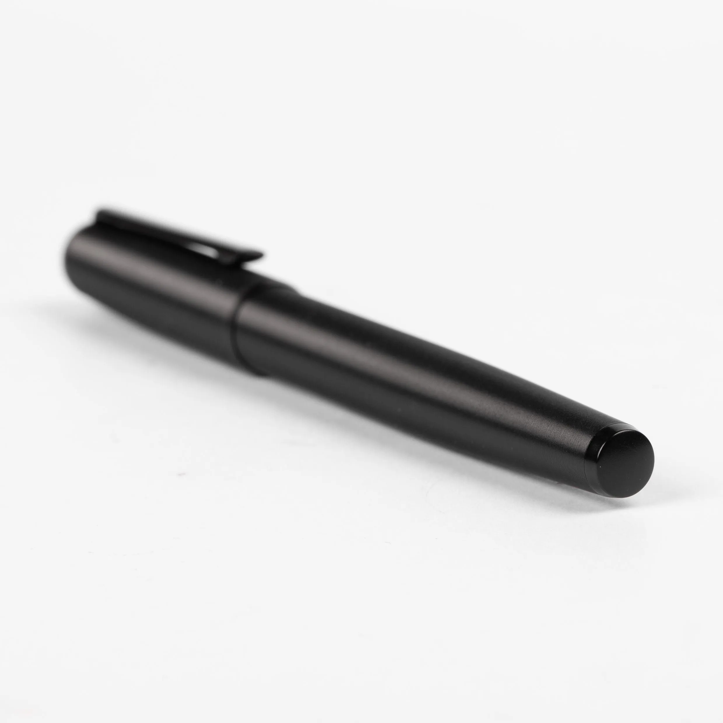 HUGO BOSS HSH2095A-Rollerball pen Label Black