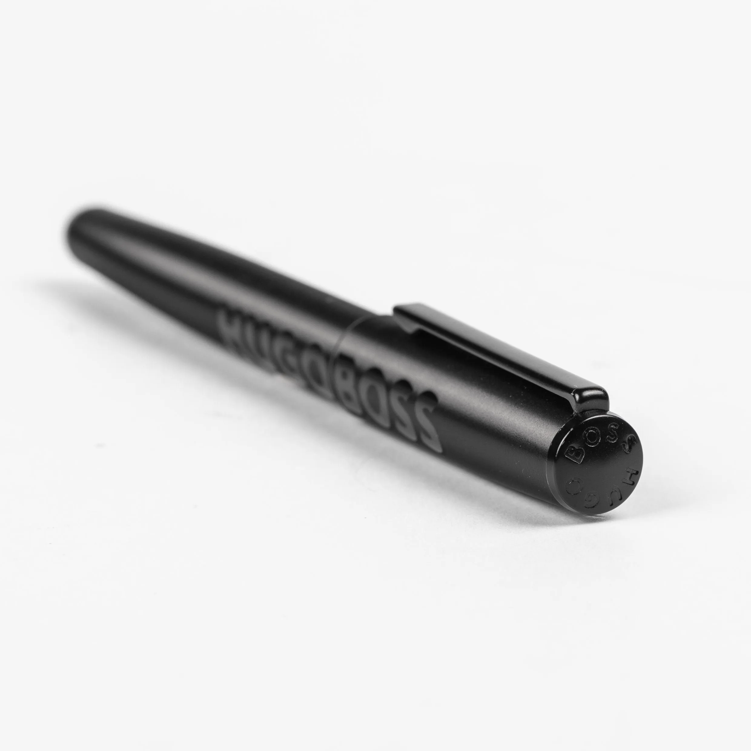 HUGO BOSS HSH2095A-Rollerball pen Label Black
