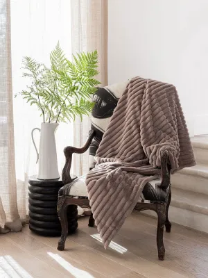 Linen House Decadence Fur Throw 150x200cm Tigers Eye
