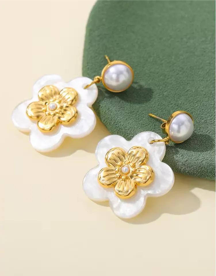 Minimalist Serene Bloom Earrings