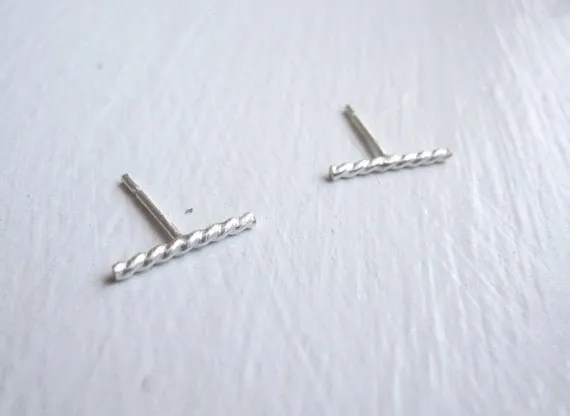 Modern Minimalist Elegance Twist Bar Stud Earring - 0068