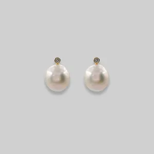 Modern Pearl Earrings