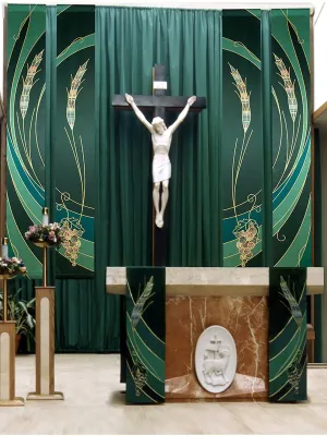 Ordinary Time Eucharistic Green Banners and Altar Scarves