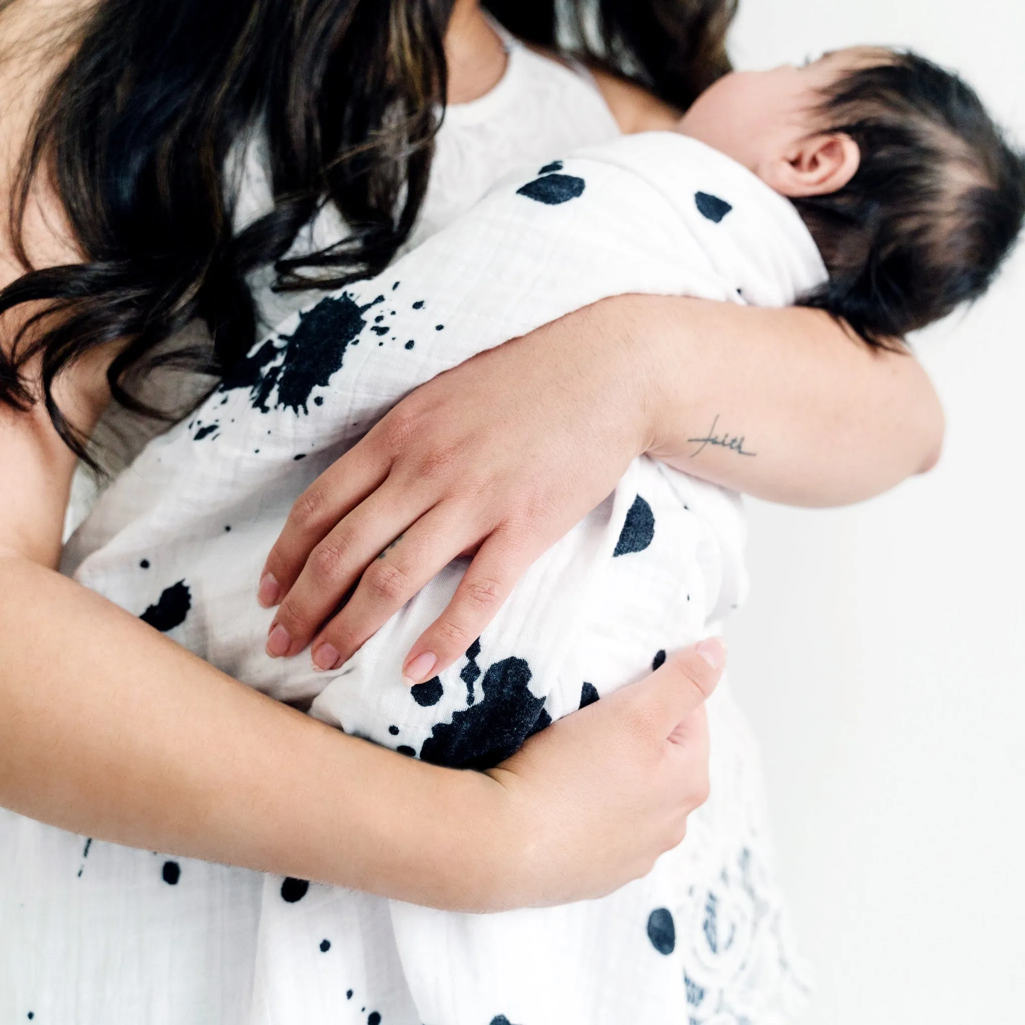 Organic Cotton Muslin Swaddle Blanket - Paint Splatter
