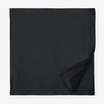 Perrio Matelassé Coverlets & Shams