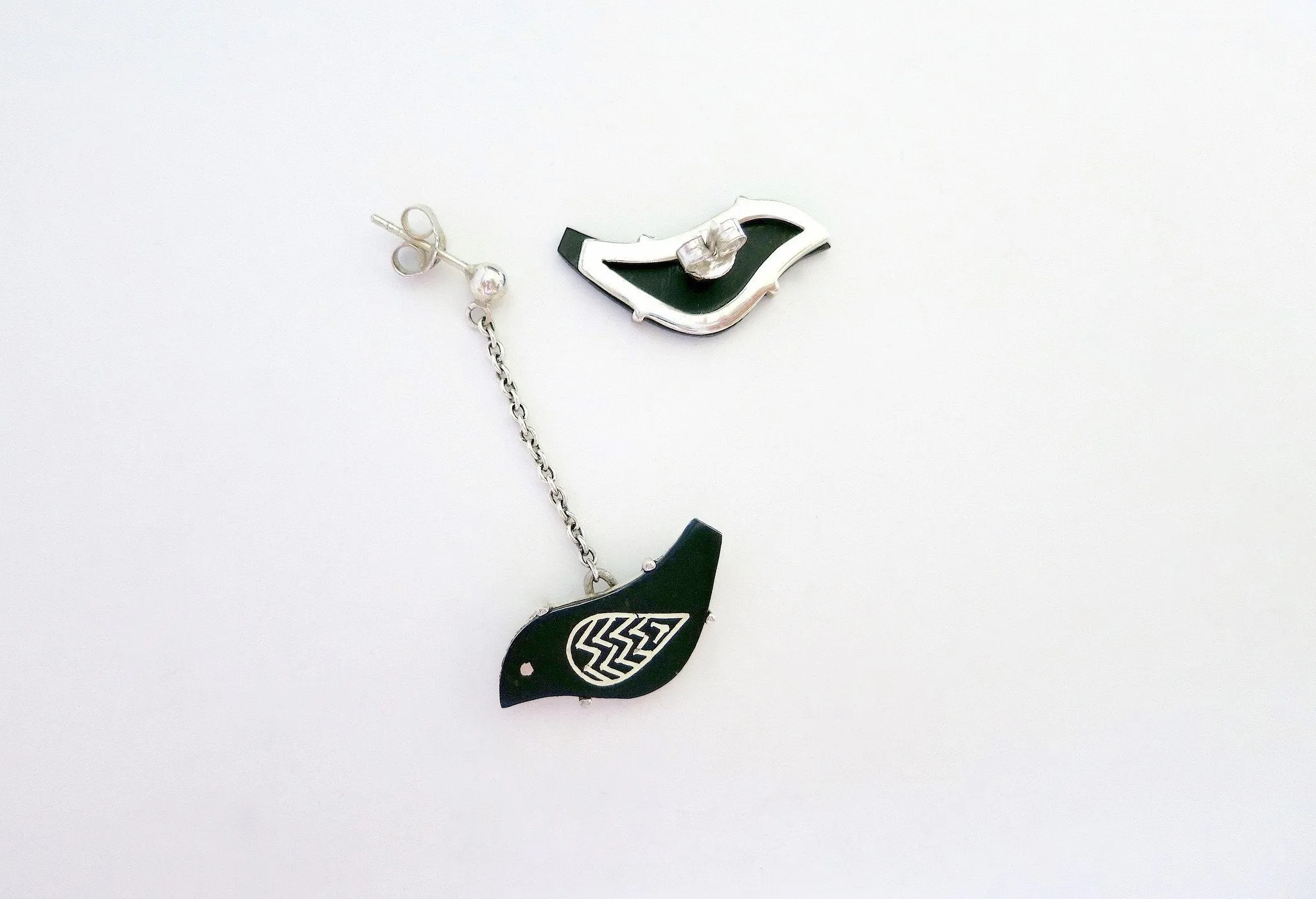 Quirky, asymmetrical, Mid-century mod Bidri bird earrings