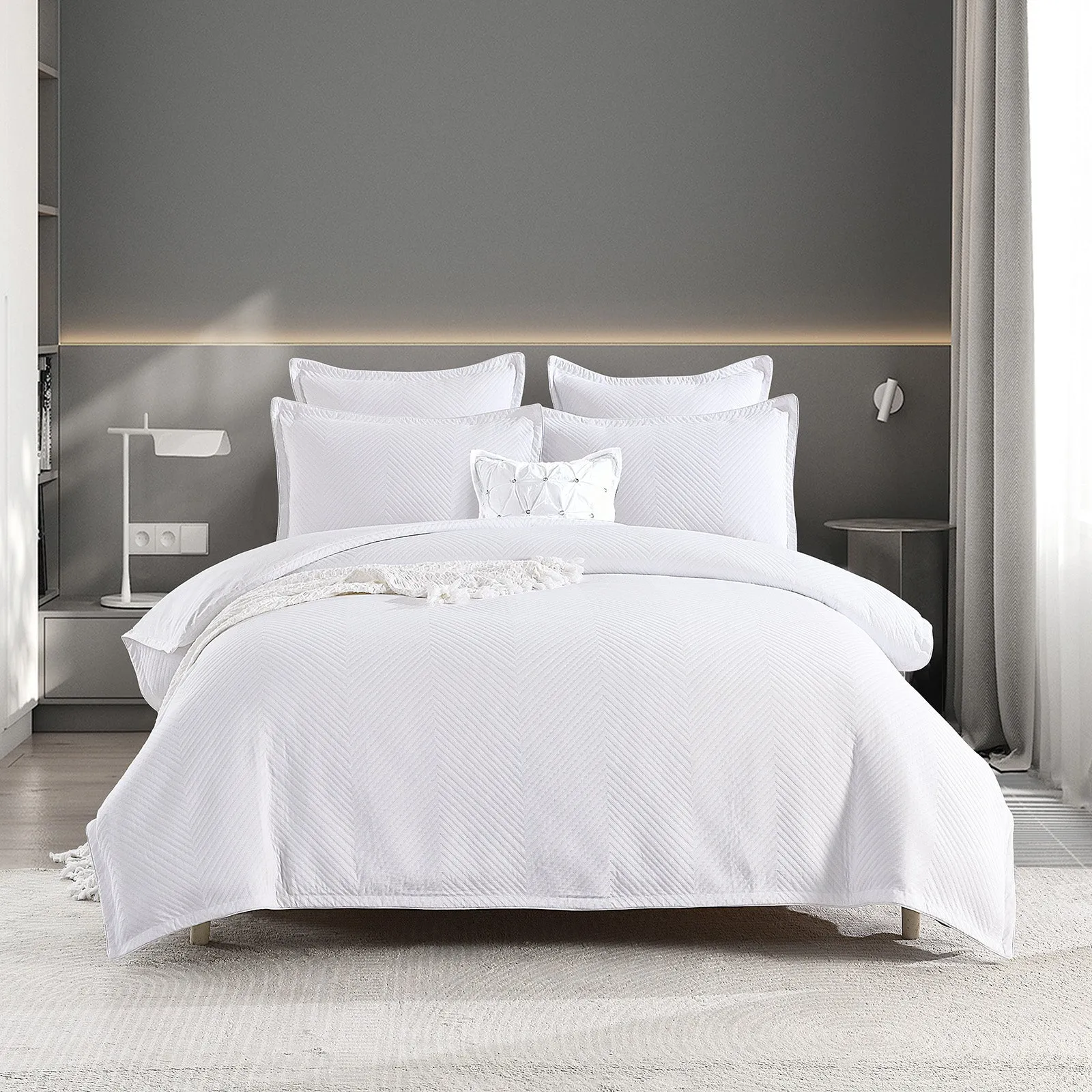 Renee Taylor Atlantis Jacquard Quilt Cover Set - White