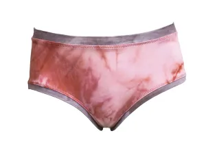 Sierra Kiss Brief