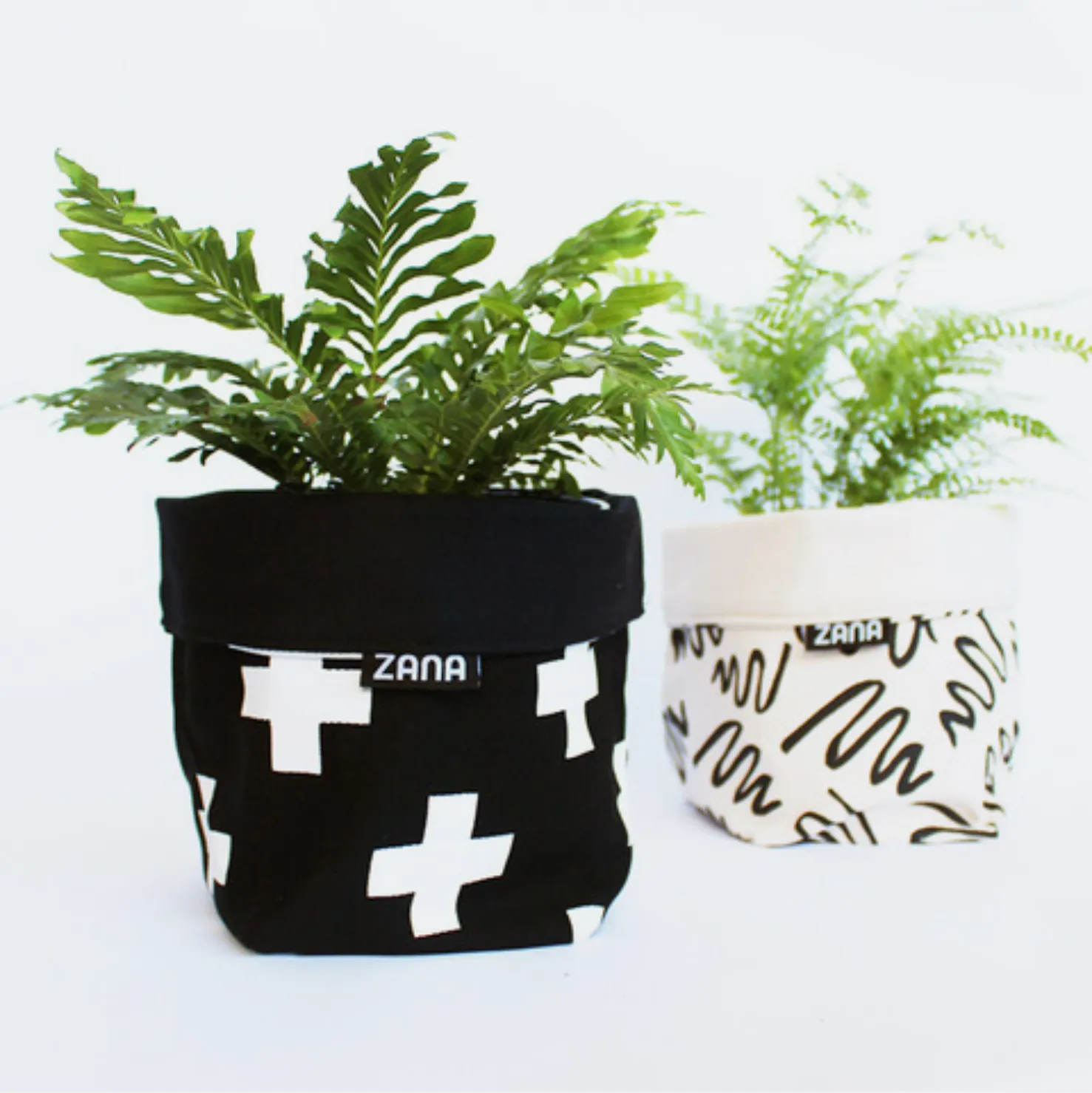 Small Soft Pot - Swiss Black