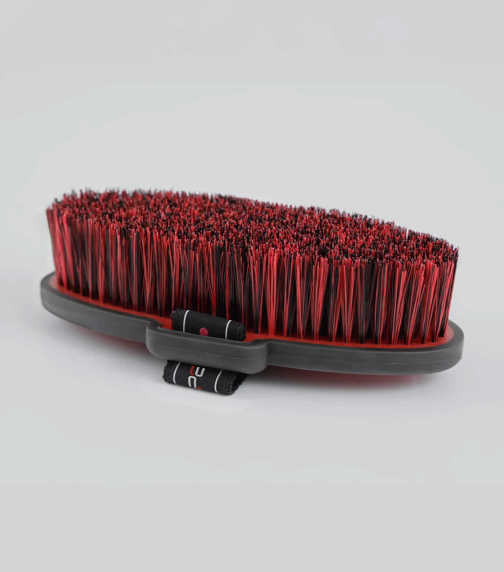 Soft-Touch Body Brush Black & Red