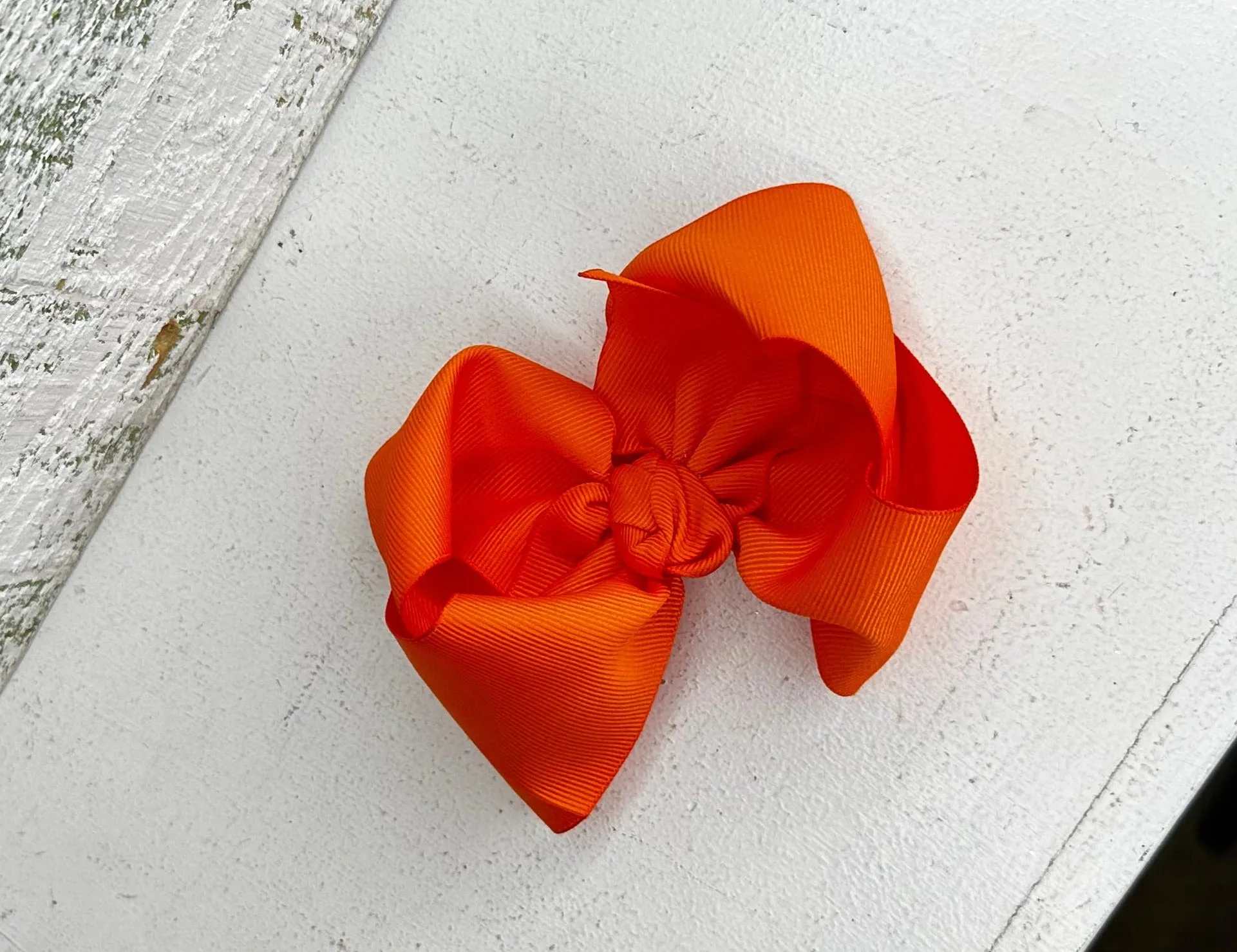 Solid Bow 2 1/4 In.