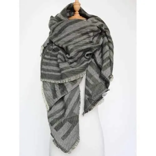 Stylish Geometry Stripe Scarf - Army Green