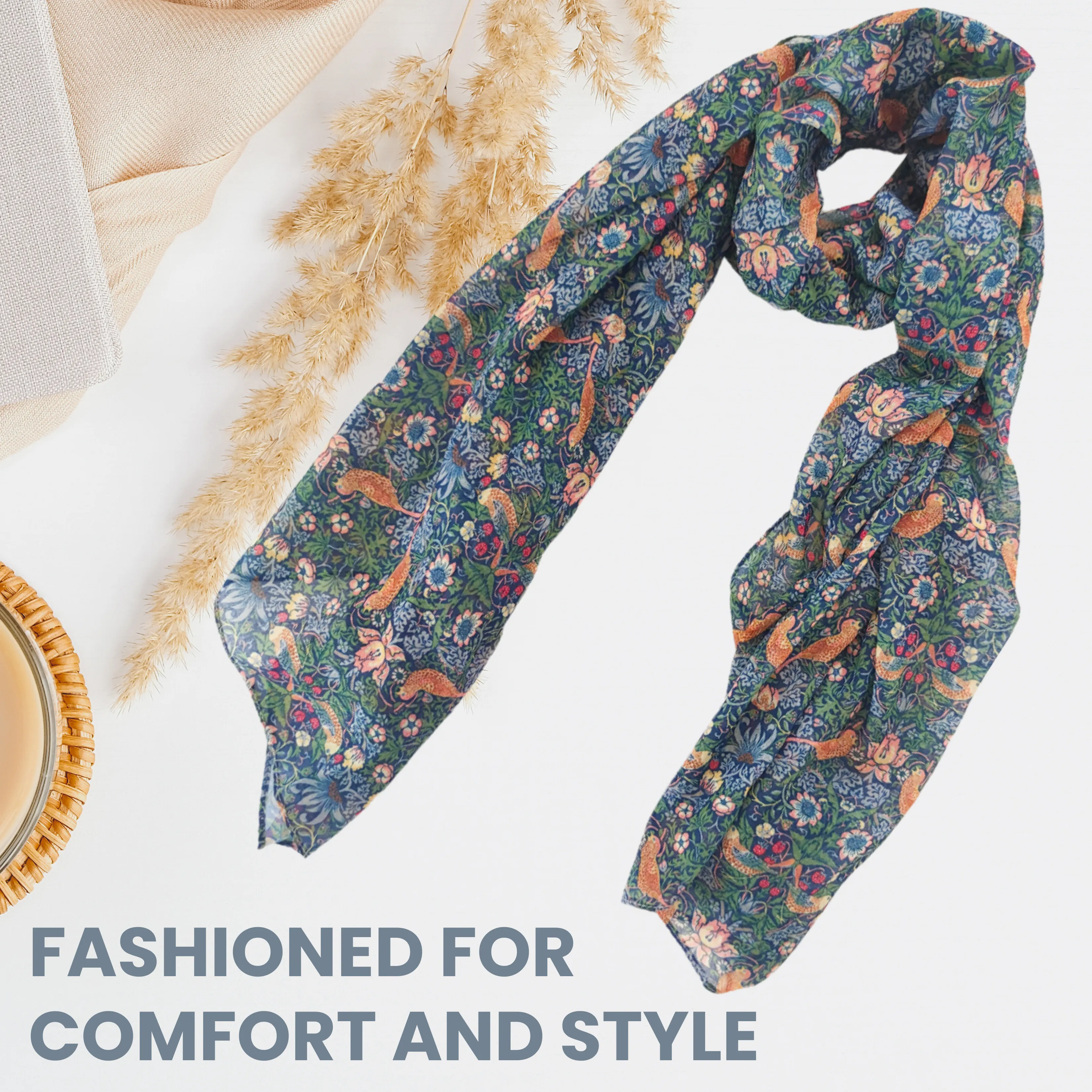 William Morris Scarf - Strawberry Thief Original